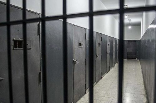 Venesuela dəstənin nəzarətində olan həbsxananı geri aldı