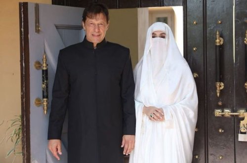 İmran Xan islami nikah qaydalarını pozmaqda ittiham edilib