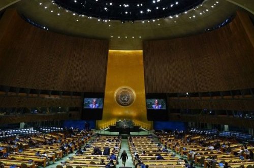 BMT Baş Assambleyasının 78-ci sessiyasında Fransanın hüquqazidd davranışları müzakirə olunur