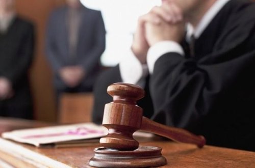 DİN adından istifadə edərək dələduzluq edən şəxs yenidən məhkəmə qarşısında