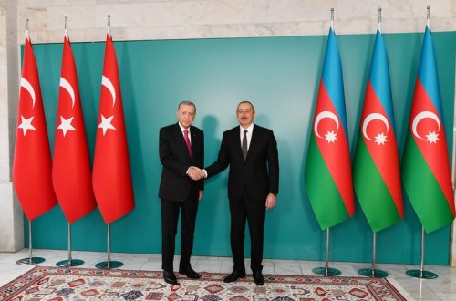 Naxçıvanda Azərbaycan-Türkiyə sənədlərinin imzalanma mərasimi keçirilib