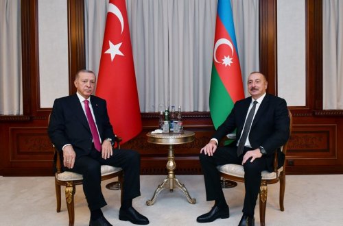 İlham Əliyev və Rəcəb Tayyib Ərdoğan mətbuata bəyanatla çıxış edirlər