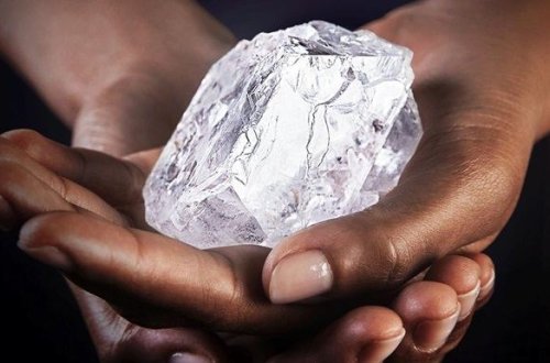 Hindistan almaz idxalını iki ay müddətinə dayandıracaq