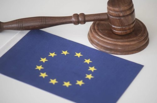 Portuqaliyadan olan 6 gənc 32 ölkəyə qarşı iddia qaldırıb