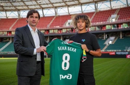 Fransalı futbolçu magistral yolda intihara cəhd etdi