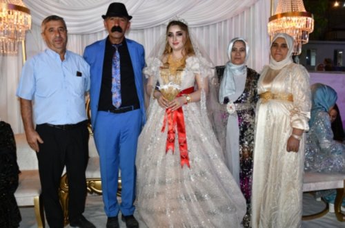 2 gün 2 gecə toy etdi, 6.9 milyon yığdı (FOTO)