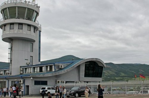 Xocalı aeroportunda Ermənistanın və qondarma rejimin “bayraqları” endirildi (VİDEO)