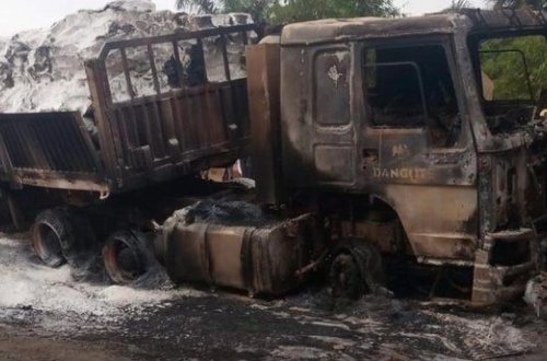 Nigeriyada yanacaq tankeri yanıb