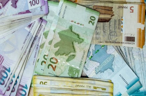 Azərbaycanda bu şəxslər evdə oturaraq pul qazanacaq (VİDEO)