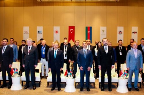 “Yaradıcı sənayedə ixracat turu”: Açılış mərasiminə türkiyəli nazir də qatıldı - FOTOLAR