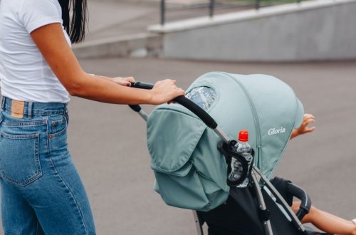 Bakıda avtomobil 1 yaşlı körpəni vurub