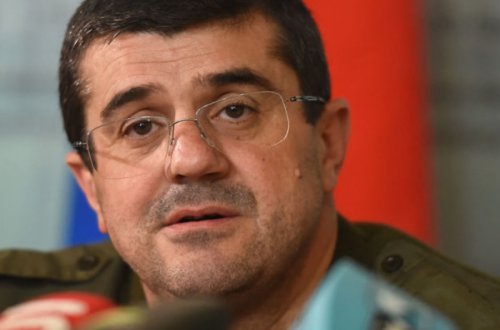 Araik Arutyunyan dindirildi