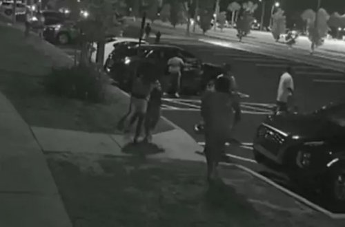 11 yaşlı uşaq 2 nəfəri güllələyib