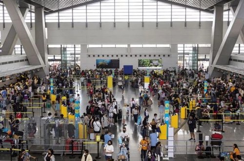 Filippindəki 42 hava limanında bomba təhlükəsi xəbərdarlığı edilib