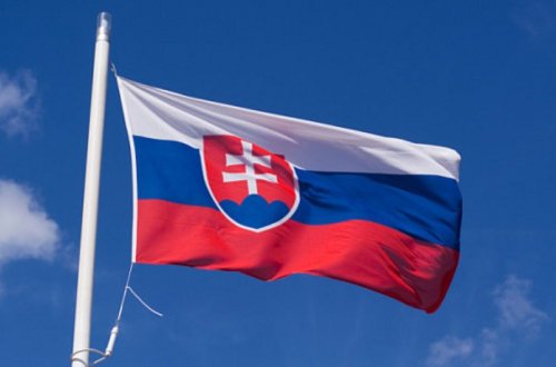 Slovakiya Ukraynaya hərbi yardımı dayandırır