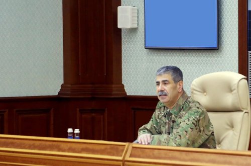 Zakir Həsənov ordu rəhbərliyi ilə müşavirə keçirib