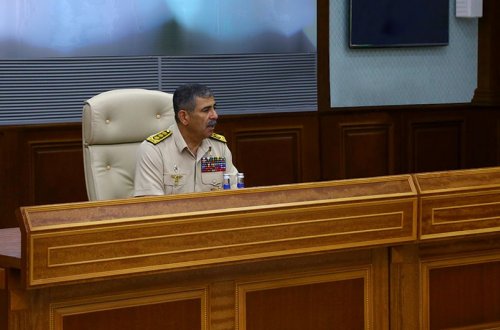 Nazir Qarabağda müsadirə edilən döyüş texnikası və silahlarla bağlı tapşırıqlar verib