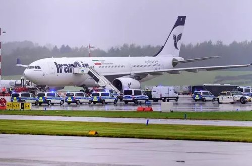 Hamburq hava limanında bütün uçuşlar dayandırılıb