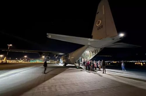 İsrail xaricdə olan əsgərlərini ölkəyə gətirir