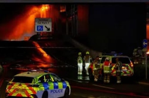 Londonda hava limanında yanğın: Uçuşlar dayandırıldı