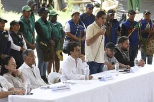 Kolumbiyada hökumət FARC üzvlərinə qarşı əməliyyatları dayandırdı