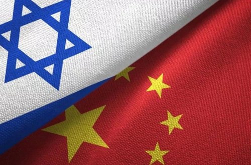 İsrailin Pekindəki səfirliyinin əməkdaşı bıçaqlanıb