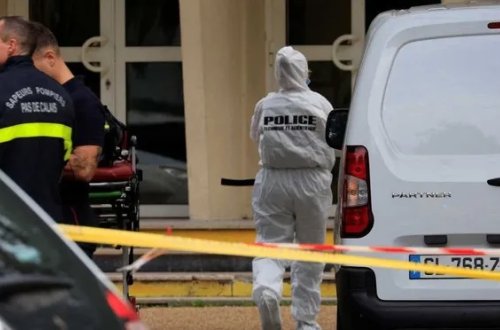 Fransada məktəbə bıçaqlı hücum: 1 ÖLÜ VAR