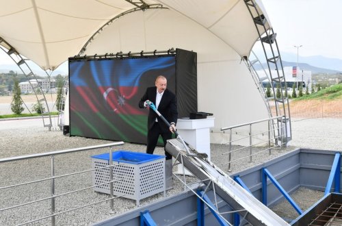 Azərbaycan lideri Füzuli şəhərində ikinci yaşayış kompleksinin təməlini qoyub