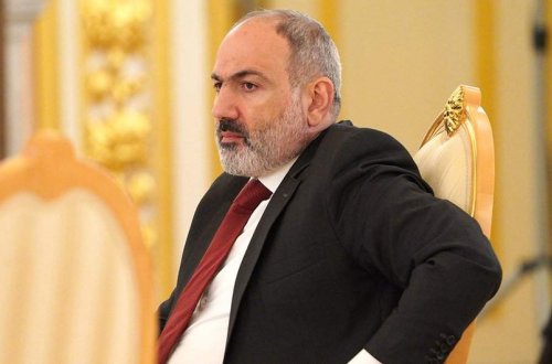 Nikol Paşinyan Fransaya gedib