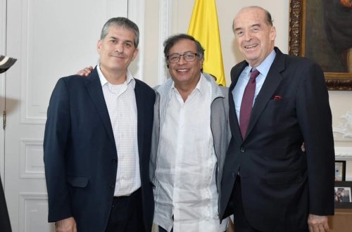 Kolumbiya Fələstində səfirlik açmaq qərarına gəlib