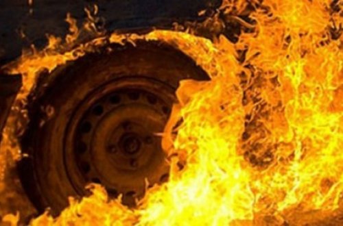 Ucarda yük maşını yandı - Video