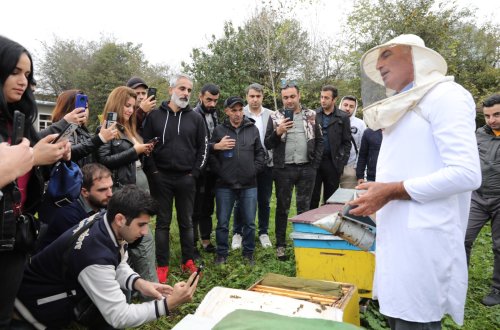 “Şəhərdən Kəndə” layihəsi çərçivəsində aqorturizm təsərrüfatlarına infotur təşkil olunub
