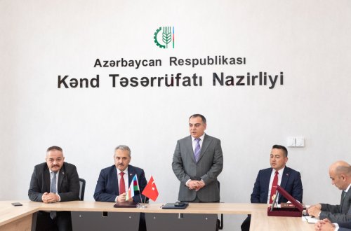 “Türk-Tarım Orman Sen” həmkarlar ittifaqının nümayəndə heyəti azərbaycanlı həmkarları ilə görüş keçirib