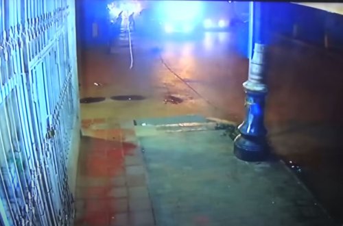 Cəlilabadda bıçaqlanma hadisəsi anbaan kameraya düşdü - VİDEO
