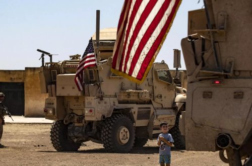 ABŞ İrana məxsus 2 obyekti VURDU