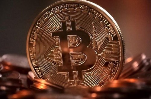 Bitcoin-də açıq mövqe məbləği 15 milyard dolları keçib
