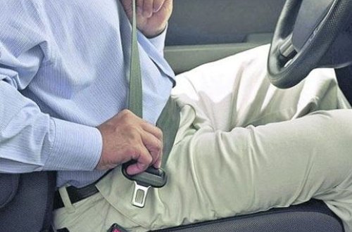 Kəmərə görə saxlanıldı, sərxoş olduğu və 14 qramdan artıq metamfetamin aşkarlandı