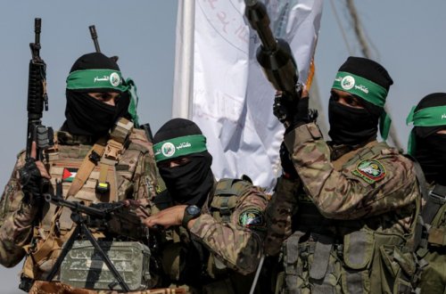 Боевики ХАМАС использовали 100 женщин и детей как живой щит