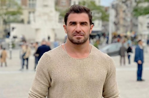 Talıb Tale buna görə nişanını geri qaytarıbmış
