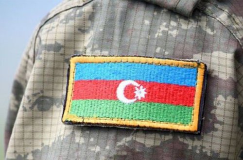 Daxili Qoşunların hərbi qulluqçularının aylıq vəzifə maaşları artırılıb