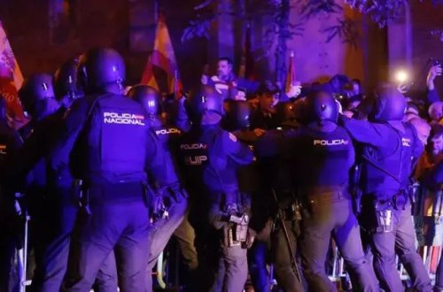 Kataloniya liderləri üçün əfv planı İspaniyada çaşqınlıq yaradıb