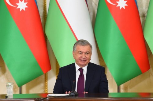 Özbəkistan Prezidenti Azərbaycanı Zəfər Günü münasibətilə təbrik edib