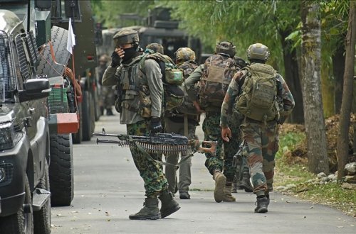 Pakistan əsgərləri ilə qarşıdurmada 1 Hindistan əsgəri öldü