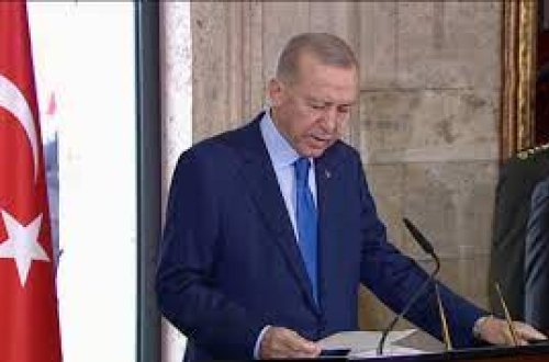 Президент Турции посетил Аныткабир