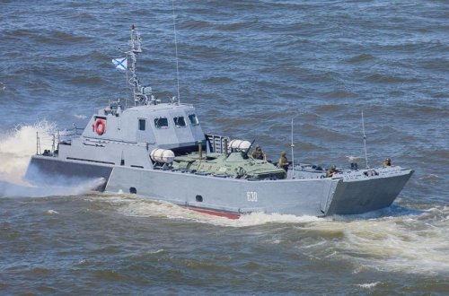 Krımda Rusiyanın iki desant kateri zərərsizləşdirilib