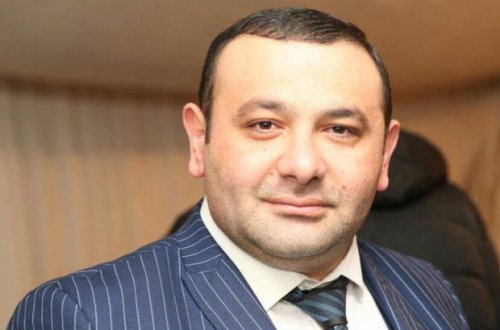 Aşıq Namiq qadına söz atdı, döyüldü