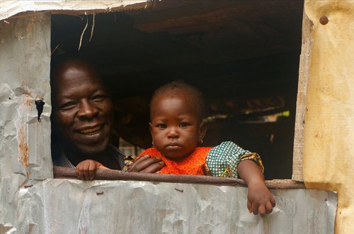 Nigeriyada 2,3 milyon uşağa poliomielit peyvəndi vuruldu