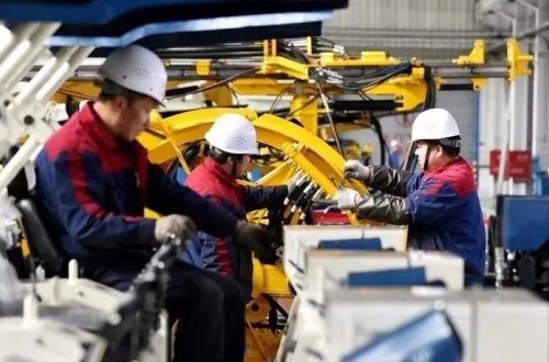 Çinin sənaye istehsalı və pərakəndə satışları artıb