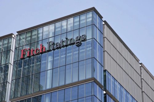 Fitch: ABŞ-da regional bankların problemləri 2024-cü ildə də davam edəcək