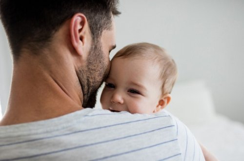 Azərbaycanda 3 yaşınadək uşağını təkbaşına böyüdən kişilər gecə işlərinə yalnız razılıqları ilə cəlb olunacaqlar